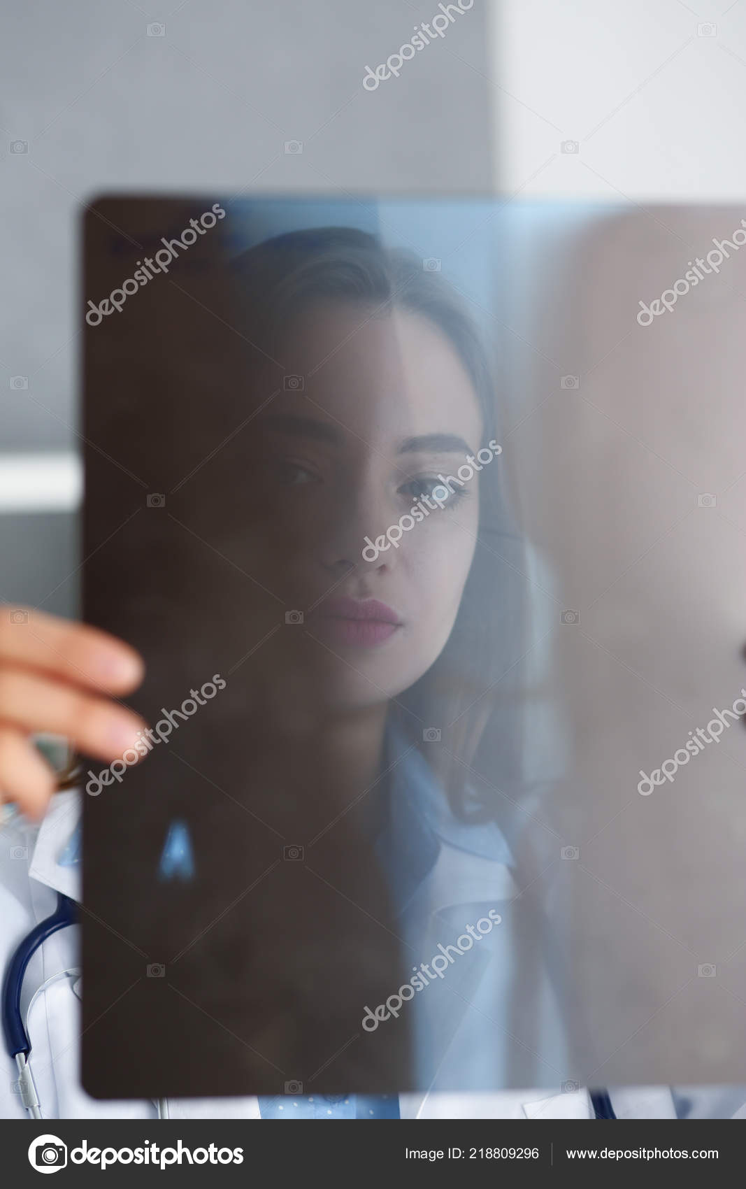 devushka-u-vracha-smotret