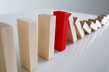 Bir kırmızı kazanan piyango ahşap blok satır