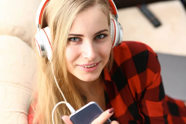 Woman listen music headphones dream relax — Stock Photo, Image