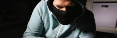 Maskeli adam tarakçı bağlantı darknet için