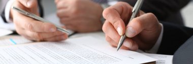 Erkek kol takım elbise ve kravat kısaltıldı formu doldur