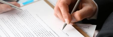 Erkek kol takım elbise ve kravat kısaltıldı formu doldur