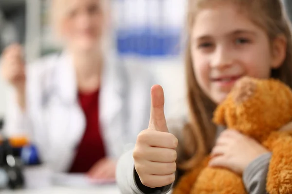 Happy little child girl hold teddy bear — Stock Photo, Image