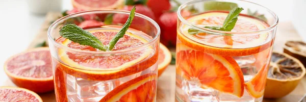 Rote Orangenpunsch hausgemachte Cocktail Nahaufnahme — Stockfoto