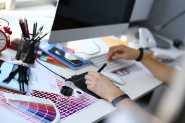 Sınama yazdırma kağıt sayfası renk testi tasarım tarihimin ve Büyüteç camı
