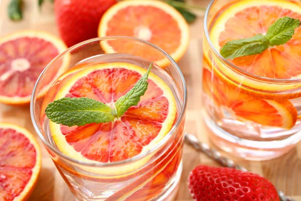 Rote Orangenpunsch hausgemachte Cocktail Nahaufnahme — Stockfoto