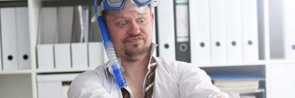 Man wearing suit and tie in goggles and snorkel — Stock Photo, Image