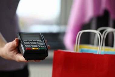 Para için elektrik makinesi