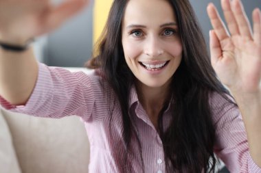 Ev telgrafı pandemik koronavirüs covid 19 konsepti.