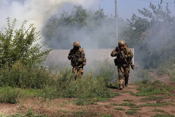 Donezk Region Ukraine Juli 2018 Ausbildung Der Militäreinheit Rechter Sektor lizenzfreie Stockfotos