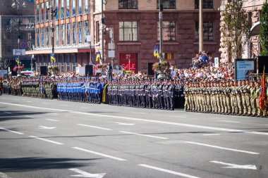 Kyiv, Ukrayna - 24 Ağustos 2018: Kyiv, Ukrayna 'nın bağımsızlığının 27. yıldönümünde 24 Ağustos' ta bir askeri geçit törenine ev sahipliği yapıyor. 