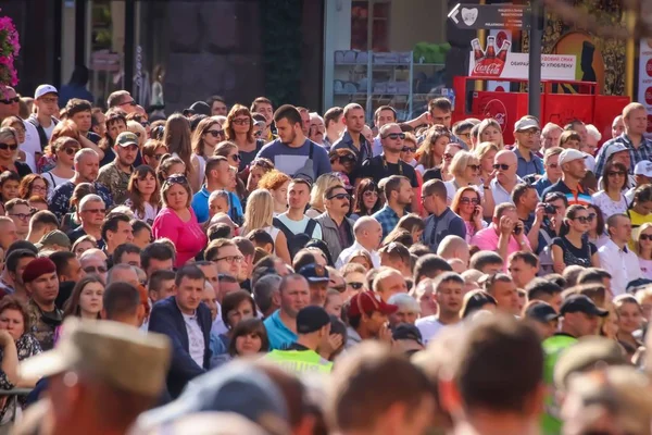 Kyiv, Ukrayna - 24 Ağustos 2018: Kyiv, Ukrayna 'nın bağımsızlığının 27. yıldönümünde 24 Ağustos' ta bir askeri geçit törenine ev sahipliği yapıyor. 