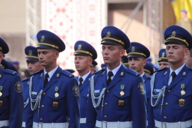 Kyiv, Ukrayna - 24 Ağustos 2018: Kyiv, Ukrayna 'nın bağımsızlığının 27. yıldönümünde 24 Ağustos' ta bir askeri geçit törenine ev sahipliği yapıyor. 