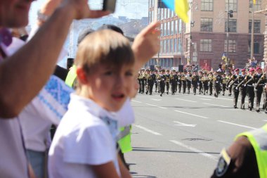 Kyiv, Ukrayna - 24 Ağustos 2018: Kyiv, Ukrayna 'nın bağımsızlığının 27. yıldönümünde 24 Ağustos' ta bir askeri geçit törenine ev sahipliği yapıyor. 