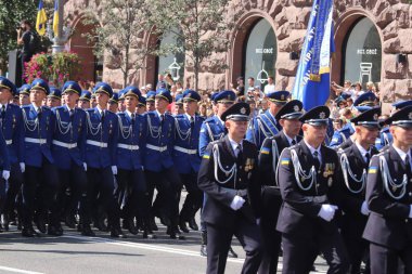 Kyiv, Ukrayna - 24 Ağustos 2018: Kyiv, Ukrayna 'nın bağımsızlığının 27. yıldönümünde 24 Ağustos' ta bir askeri geçit törenine ev sahipliği yapıyor. 