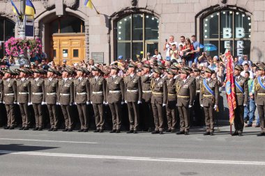 Kyiv, Ukrayna - 24 Ağustos 2018: Kyiv, Ukrayna 'nın bağımsızlığının 27. yıldönümünde 24 Ağustos' ta bir askeri geçit törenine ev sahipliği yapıyor. 