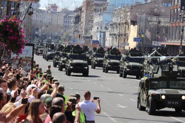 Kyiv, Ukrayna - 24 Ağustos 2018: Kyiv, Ukrayna 'nın bağımsızlığının 27. yıldönümünde 24 Ağustos' ta bir askeri geçit törenine ev sahipliği yapıyor. 