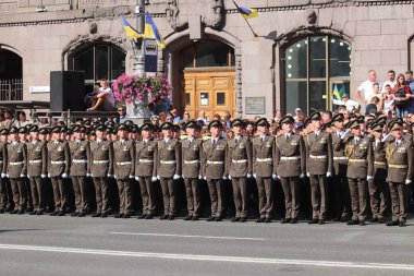 Kyiv, Ukrayna - 24 Ağustos 2018: Kyiv, Ukrayna 'nın bağımsızlığının 27. yıldönümünde 24 Ağustos' ta bir askeri geçit törenine ev sahipliği yapıyor. 