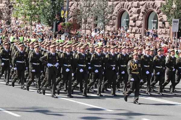 Kiev Ucrania Agosto 2018 Kiev Organiza Desfile Militar 27º Aniversario —  Fotos de Stock