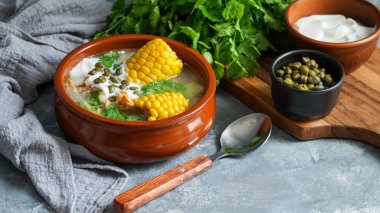 Ajiaco Colombiano. Kolombiya, Küba ve Peru'da yaygın patato çorbası. Latin Amerika
