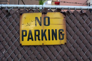 Park yok Metal eski siyah ve sarı