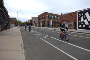 Brooklyn, NY 6 Mayıs 2018 üzerinde beş Borough bisiklet tur bisikletçiler