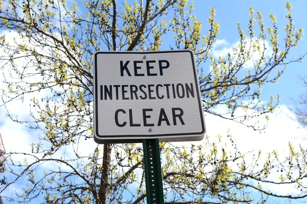 Mantenga Intersección Clear Street Sign — Foto de Stock