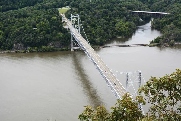 Bear Mountain Bridge Traversant Rivière Hudson New York — Photo