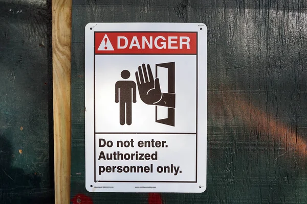 Zeichen Gefahr Nicht Betreten Autorisiertes Personal — Stockfoto