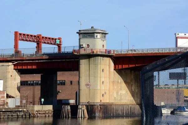 Pulaski Bridge Newtown Creek Stoczni Greenpoint Dzielnicy Brooklynu — Zdjęcie stockowe