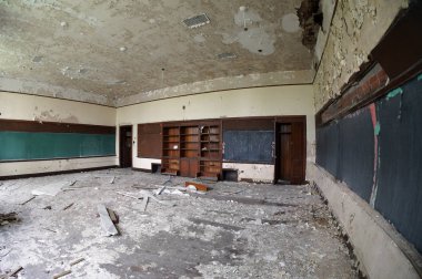 Detroit terk edilmiş bir okulda sınıfta