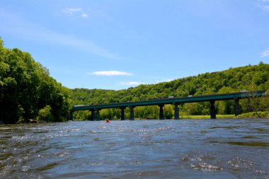 Delaware Nehri üzerinde Delaware Su Gap Toll Köprüsü - Pennsylvania ve New Jersey Sınırı