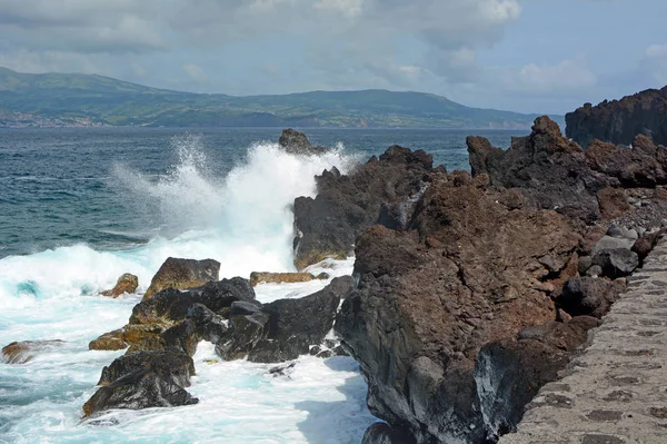 Wellen Brechen Bucht Auf Pico Insel Auf Den Azoren Mit — Stockfoto