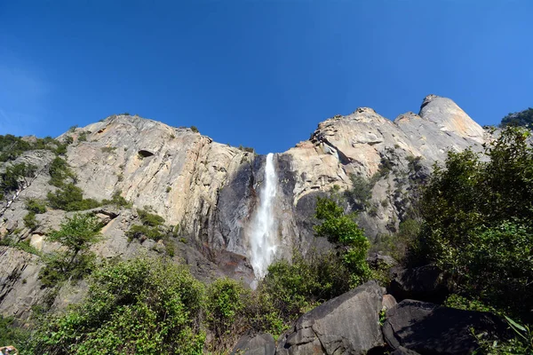 Looking Bridal Veil Falls Yosemite National Park California Usa — Stock Photo, Image