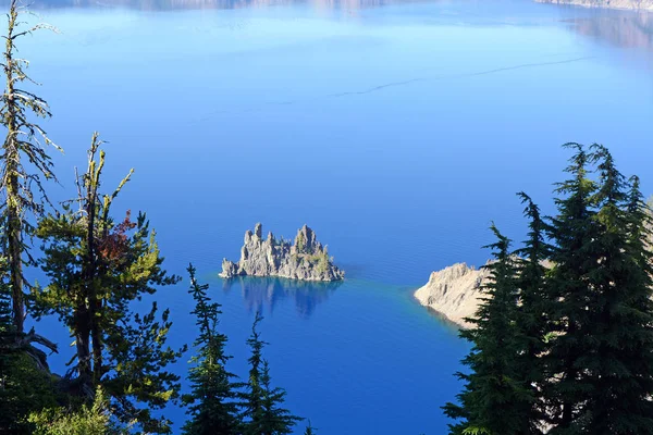 Phantom Ship Klippformation Kratersjön Vid Crater Lake National Park — Stockfoto