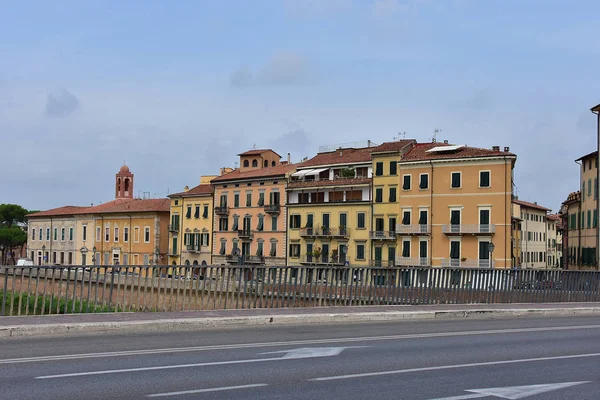 Θέα Στην Αρχιτεκτονική Της Πόλης Πίζα Στην Ιταλία — Φωτογραφία Αρχείου