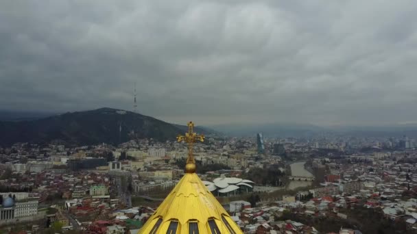 Cruz Catedral Santísima Trinidad Tiflis Georgia — Vídeo de stock