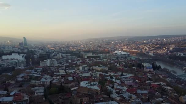 Piękna Panorama Wieczoru Tbilisi Stare Miasto Strzelectwo Punkt Matki Gruzji Filmik Stockowy
