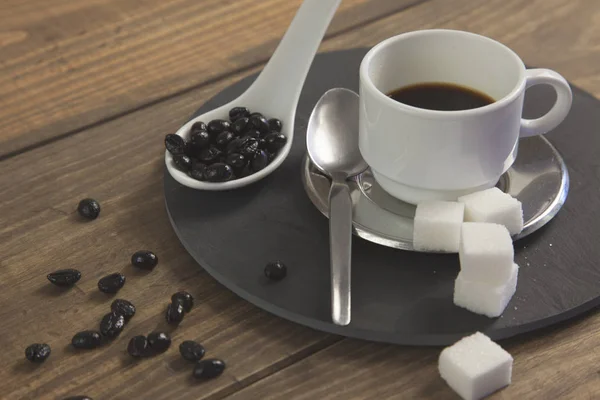 Kesme şeker ile cofee