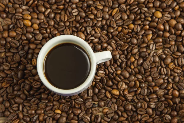 Kahve çekirdekli kahve.