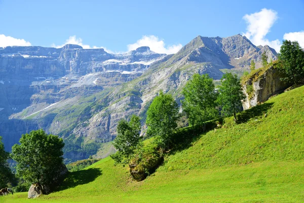 Cirque Gavarnie Pirenejach Krajobraz Góry Lato — Zdjęcie stockowe
