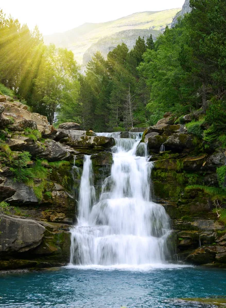 Cachoeira Ordesa Parque Nacional Monte Perdido Montanha Dos Pirinéus Província — Fotografia de Stock