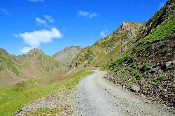 Prachtige Berglandschap Franse Pyreneeën Wandelpad Vanaf Col Tourmalet Naar Top — Stockfoto