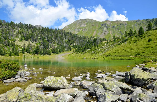 Prachtig Berglandschap Het Nationaal Natuurreservaat Neouvielle Lac Bastan Inferieur Franse — Stockfoto