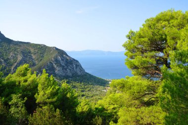 Rilic dağında yaz manzarası. Riviera Makarska, Güney Dalmaçya, Hırvatistan.