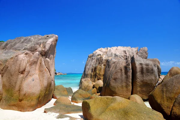 Μεγάλες Πέτρες Γρανίτη Anse Patates Παραλία Digue Island Ινδικός Ωκεανός — Φωτογραφία Αρχείου