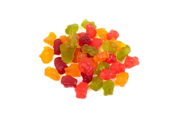 Barevné jíst bonbóny želé gumoví medvídci, izolované na bílém pozadí. — Stock fotografie