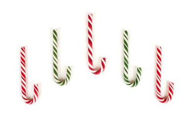 Beyaz arka planda izole edilmiş Noel şeker kamışı.
