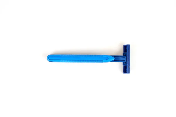 New disposable razor blade, on white background, isolated. — Stock Photo, Image