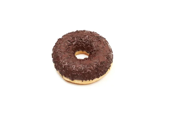 Sabroso donut de chocolate aislado sobre fondo blanco. — Foto de Stock